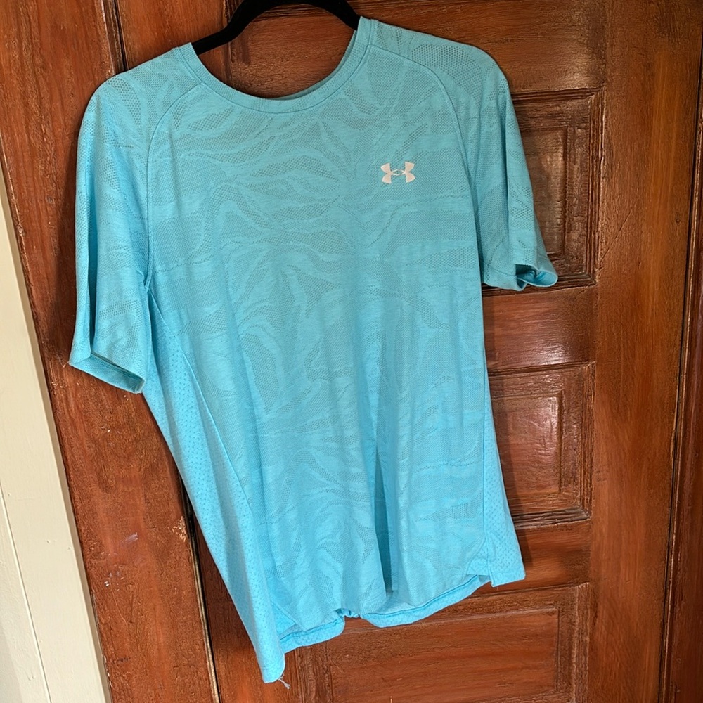 Under armour running the streaker tee blue with design